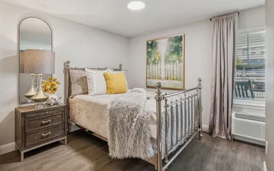 Model Apartment Suite